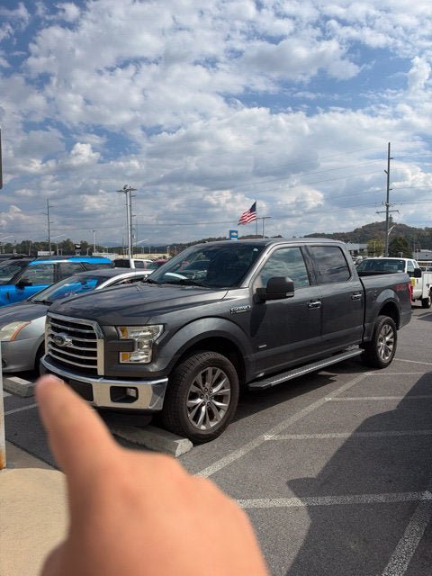 Used 2016 Ford F150 XLT w/ Equipment Group 302A Luxury AWD/4WD image 3