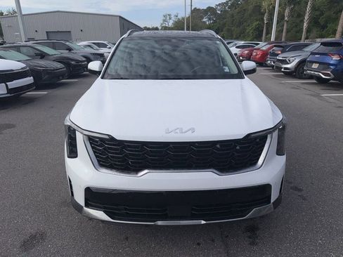 Certified 2025 Kia Sorento S w/ Panoramic Sunroof Package FWD image 2