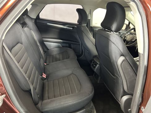 Used 2015 Ford Fusion SE FWD image 23