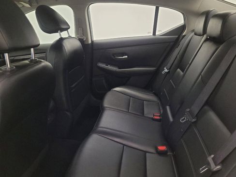 Used 2021 Nissan Sentra SR w/ SR Premium Package FWD image 18
