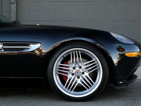 Used 2001 BMW Z8 RWD image 56