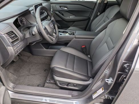 New 2026 Nissan Rogue SV w/ SV Premium Package image 18