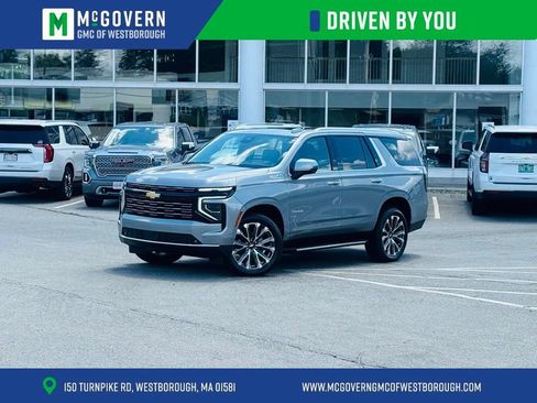 Used 2026 Chevrolet Tahoe High Country w/ Sun And Tow Package AWD/4WD image 1