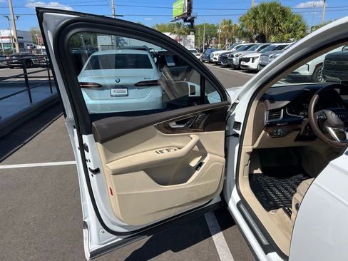 Used 2017 Audi Q7 3.0T Premium Plus w/ Premium Plus Package image 27