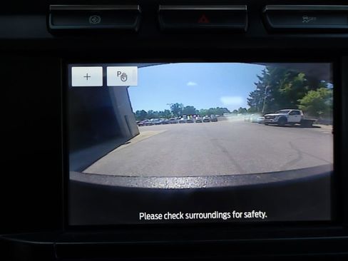 Used 2023 Ford F550 4x4 Regular Cab Super Duty image 8