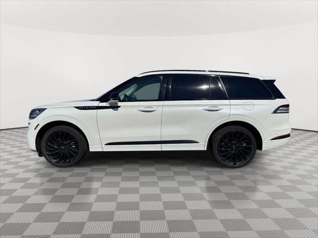 Certified 2023 Lincoln Aviator Reserve w/ Jet Package AWD/4WD image 4