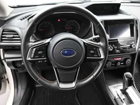 Used 2018 Subaru Crosstrek 2.0i Premium AWD/4WD image 11