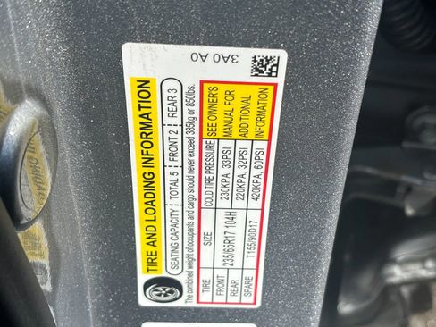 Used 2025 Honda CR-V LX image 29