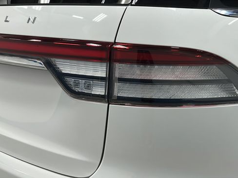 Used 2023 Lincoln Aviator Reserve w/ Equipment Group 201A AWD/4WD image 41