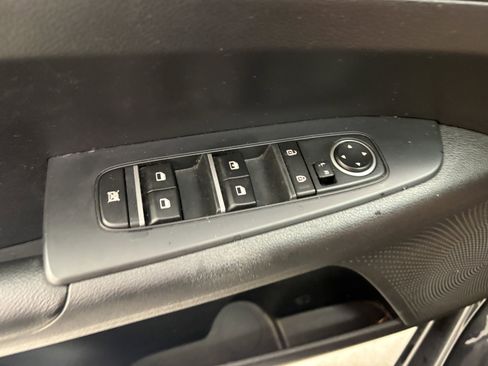 Used 2020 Kia Forte LXS FWD image 23