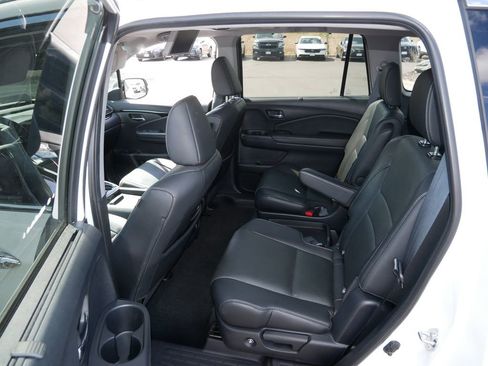 Used 2020 Honda Pilot Elite image 11