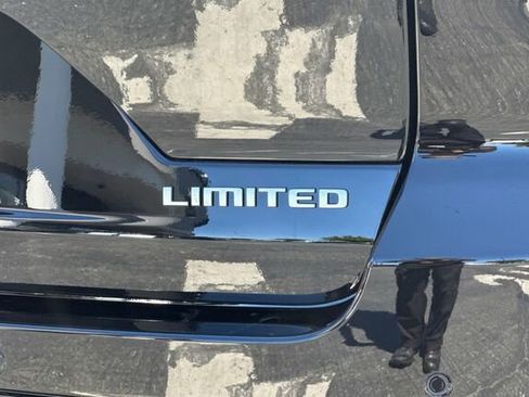 New 2025 Jeep Grand Cherokee Limited image 24