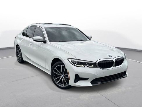Used 2020 BMW 330i Sedan w/ Convenience Package RWD image 4