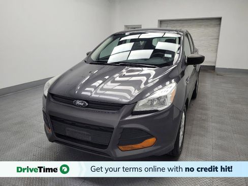 Used 2016 Ford Escape S FWD image 1