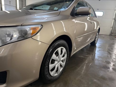 Used 2010 Toyota Corolla LE image 36