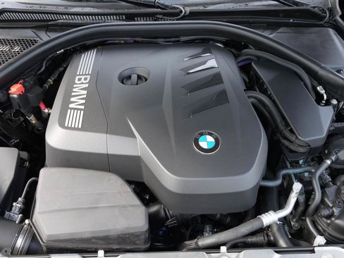 Used 2026 BMW 330i xDrive Sedan w/ M Sport Package AWD/4WD image 31