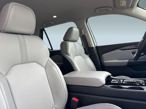 Certified 2024 Honda Pilot EX-L image 30