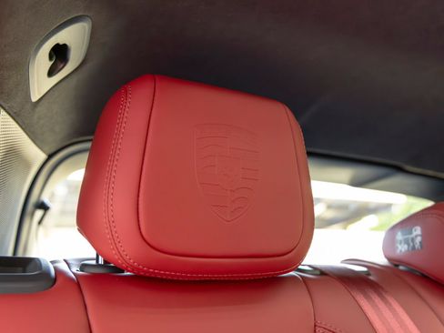 New 2025 Porsche Macan Turbo Electric AWD/4WD image 55