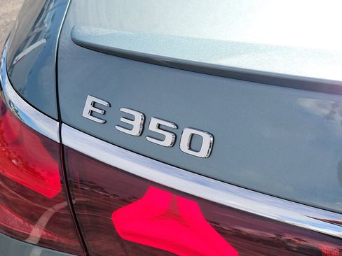 Used 2024 Mercedes-Benz E 350 4MATIC Sedan image 8