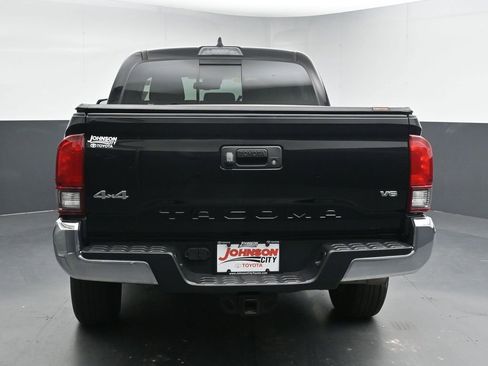 Used 2023 Toyota Tacoma SR5 AWD/4WD image 7