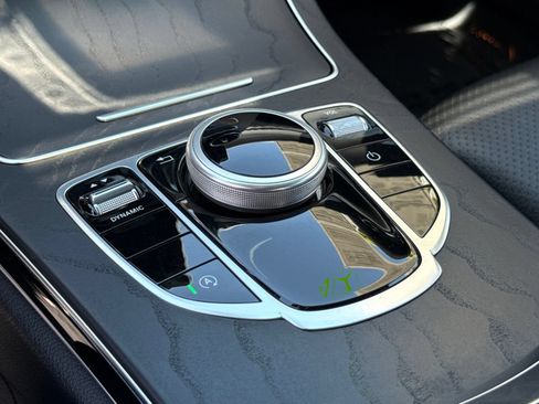 Used 2018 Mercedes-Benz C 300 Sedan image 32