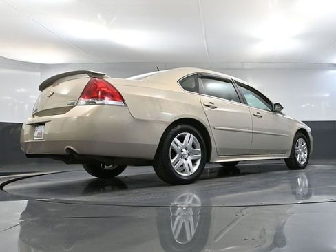 Used 2012 Chevrolet Impala LT FWD image 46