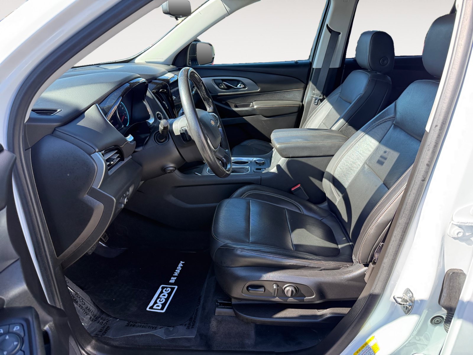 Used 2020 Chevrolet Traverse Premier w/ Redline Edition AWD/4WD image 10