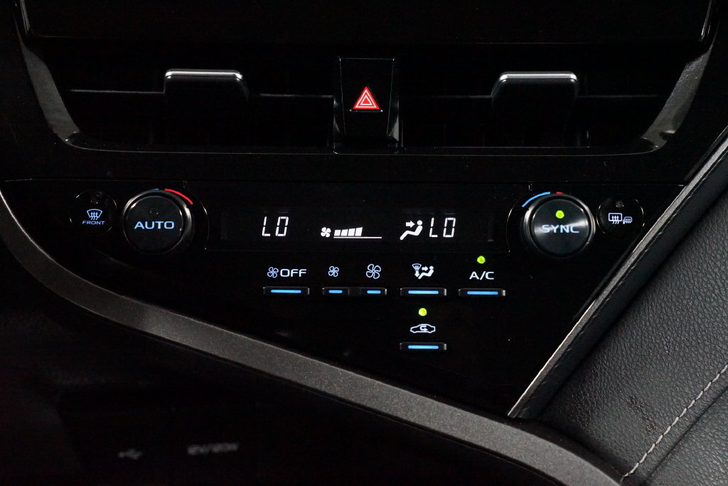 Certified 2024 Toyota Camry SE FWD image 20