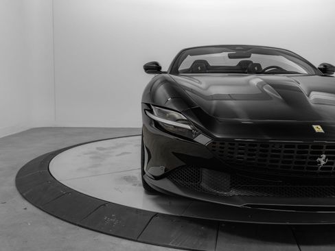 Certified 2025 Ferrari Roma Base image 82