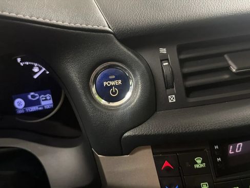 Used 2015 Lexus CT 200h FWD image 14