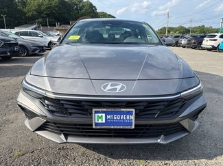 Used 2024 Hyundai Elantra SEL FWD video 2