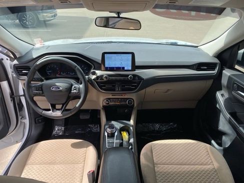 Used 2021 Ford Escape SE w/ Convenience Package FWD image 12