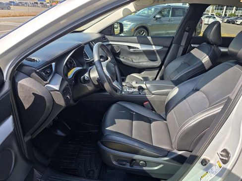 Used 2020 INFINITI QX50 Luxe w/ Navigation Package image 8