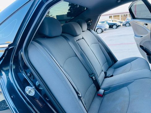Used 2013 Hyundai Sonata GLS image 19