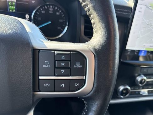 Used 2024 Ford Expedition Max XLT AWD/4WD image 31