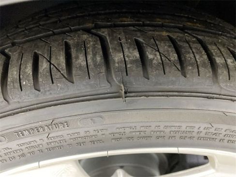 Used 2023 Chevrolet Camaro LT image 17