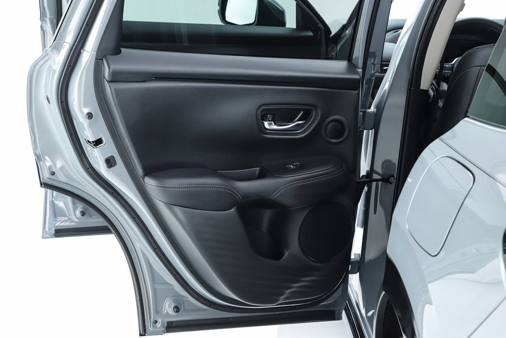 Used 2026 Honda HR-V EX-L image 17