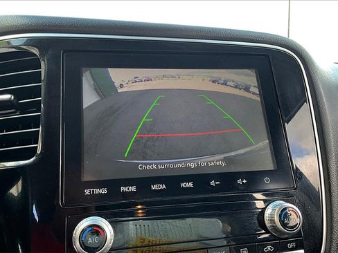 Used 2020 Mitsubishi Outlander SEL image 21