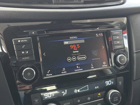 Used 2020 Nissan Rogue SV AWD/4WD image 23