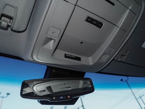 Used 2019 Chevrolet Tahoe LS w/ Enhanced Driver Alert Package image 34