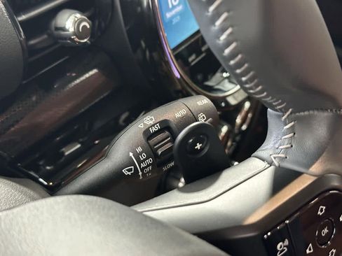 Certified 2023 MINI Cooper Clubman S w/ Signature Upholstery Package image 17