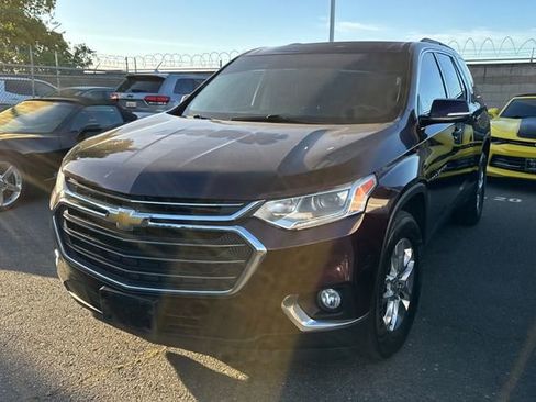 Used 2019 Chevrolet Traverse LT image 8