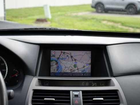 Used 2011 Honda Accord EX-L image 22