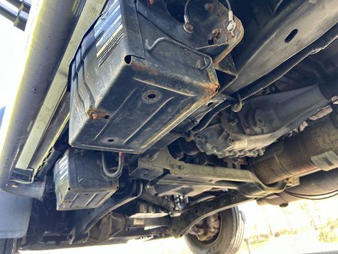 Used 2017 Ford F550 4x4 Regular Cab Super Duty image 78