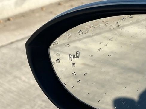 Used 2019 Volkswagen Jetta SEL image 15