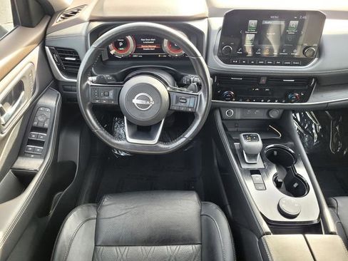 Used 2022 Nissan Rogue Platinum w/ Head-Up Display Package AWD/4WD image 26