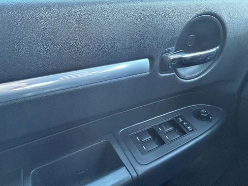 Used 2009 Dodge Charger SXT RWD image 25