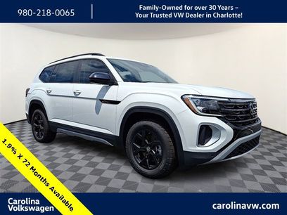 New 2025 Volkswagen Atlas Peak Edition SE