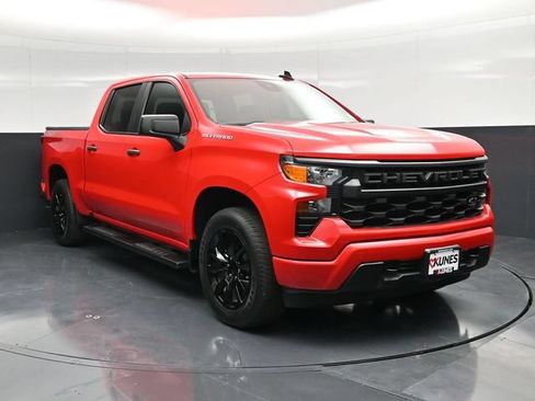 Used 2023 Chevrolet Silverado 1500 Custom AWD/4WD image 6