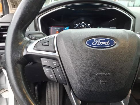 Used 2020 Ford Fusion Energi Titanium image 27